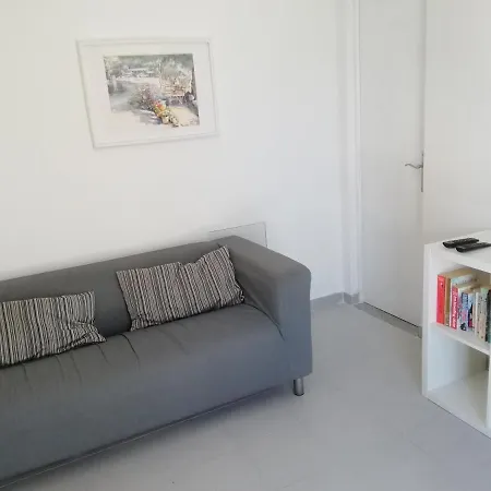 度假居 Loma Aircon Cosy - 卡门港